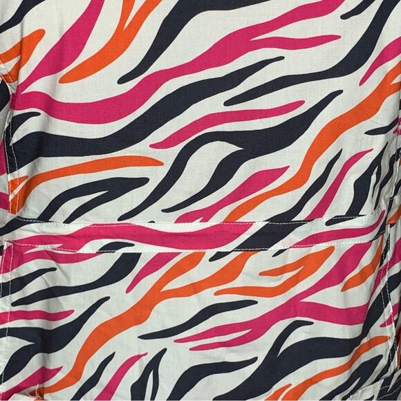 Runway By Cherokee NWT Scrub Top Multicolor Front Pockets Short Sleeve Size 2XL - Picture 6 of 9
